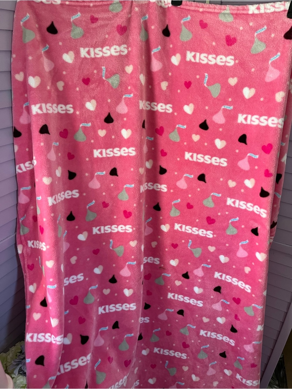 Kiss Pink Plush Blanket-Style Throw with Hearts & Kisses 48”x 70”